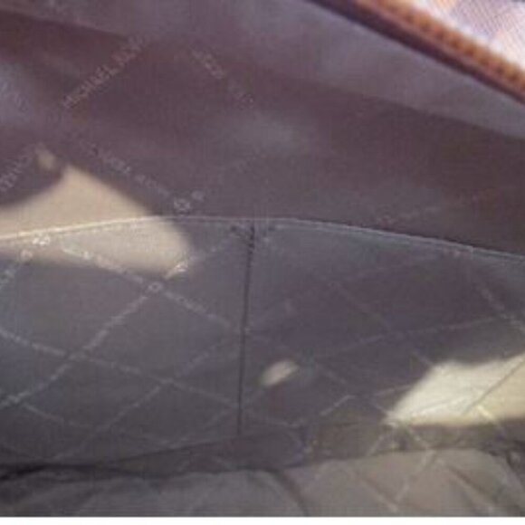 M Kors LARGE Jet Set Travel Tote Leather Trim NWOT - Picture 9 of 10